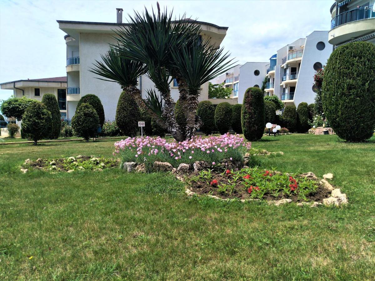 Baratero Vlas Marina Apartment สวิติ วลัส ภายนอก รูปภาพ