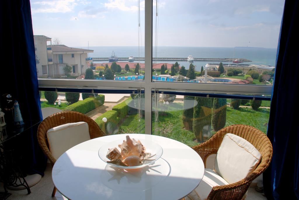 Baratero Vlas Marina Apartment สวิติ วลัส ภายนอก รูปภาพ