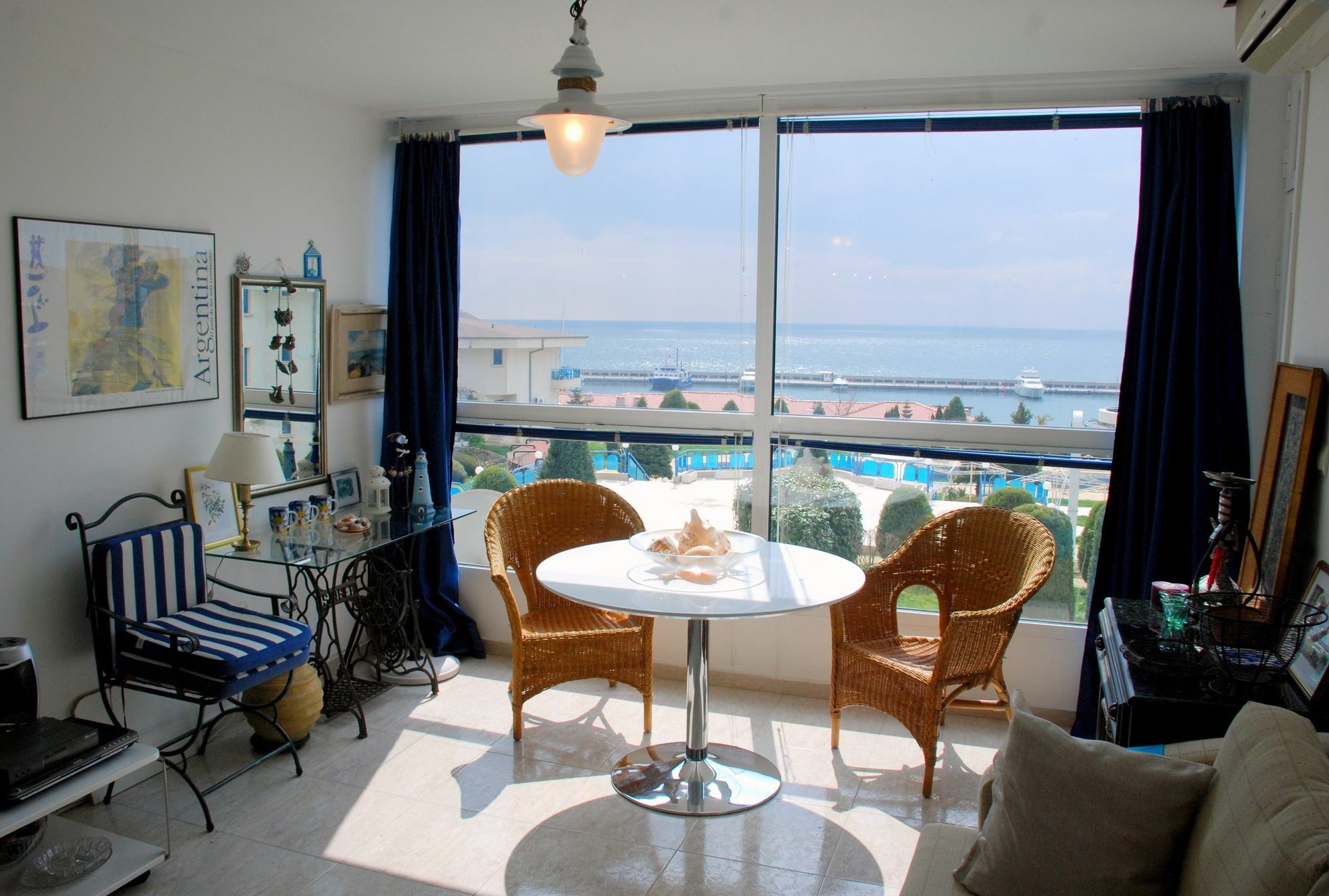 Baratero Vlas Marina Apartment สวิติ วลัส ภายนอก รูปภาพ